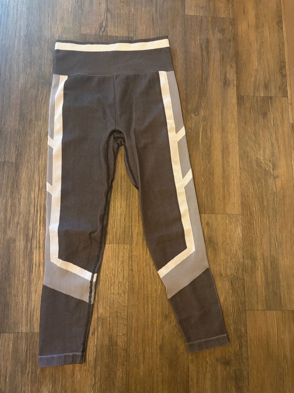 DSG Women’s Activewear Seamless Iridescent Workout Legging Size Small - Picture 3 of 8